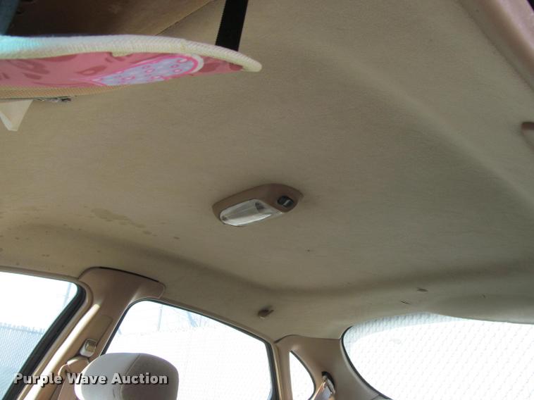 image for item J2577 1996 Ford Taurus GL