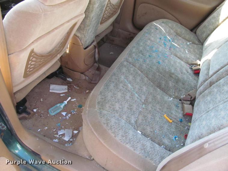 image for item J2577 1996 Ford Taurus GL