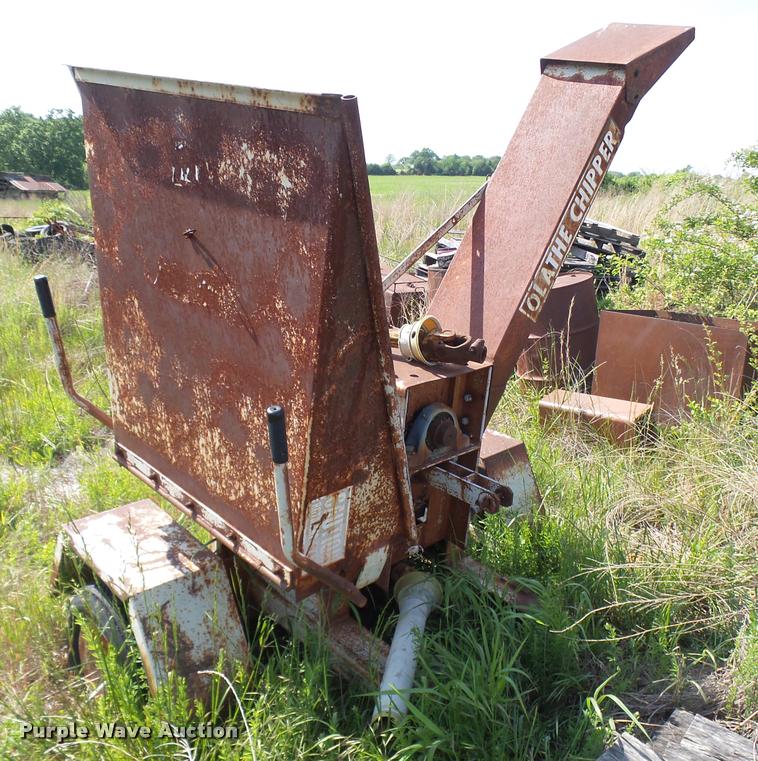 Olathe 12 wood chipper in El Dorado Springs, MO Item K1890 sold