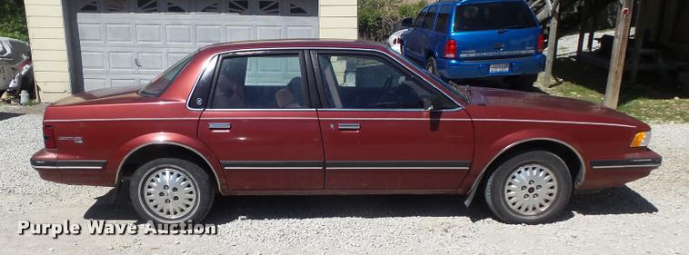 image for item K7646 1991 Buick Century