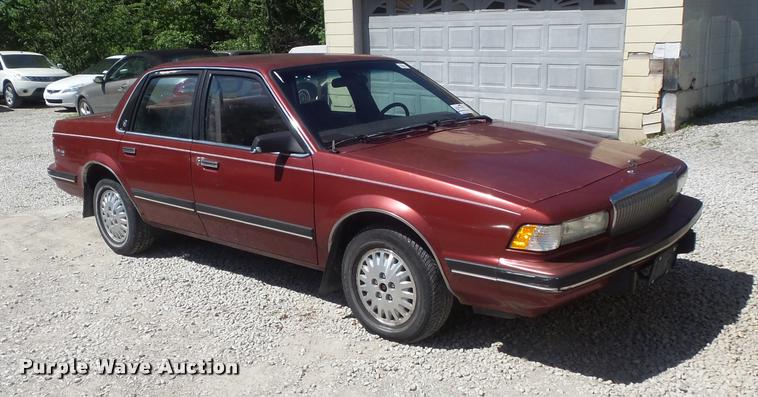image for item K7646 1991 Buick Century