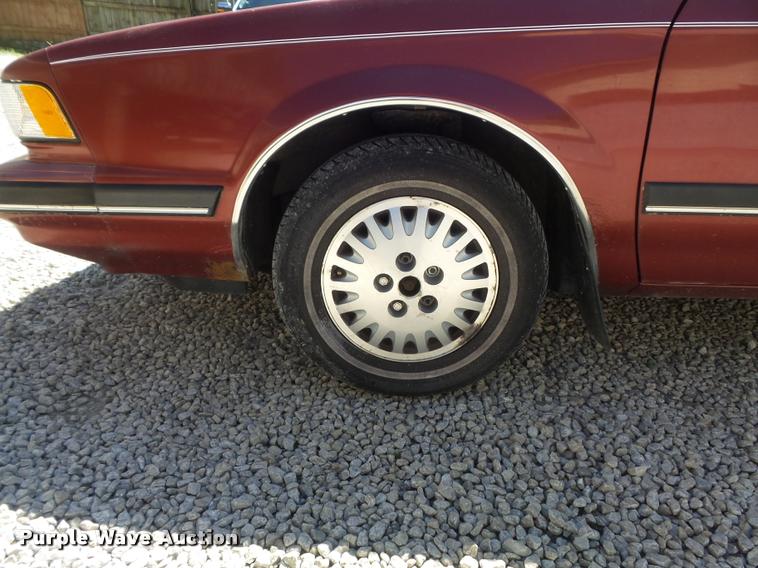 image for item K7646 1991 Buick Century
