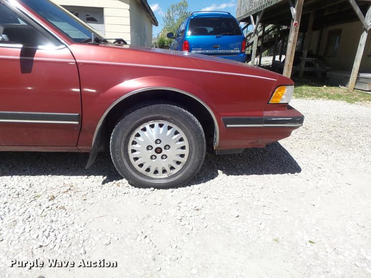 image for item K7646 1991 Buick Century