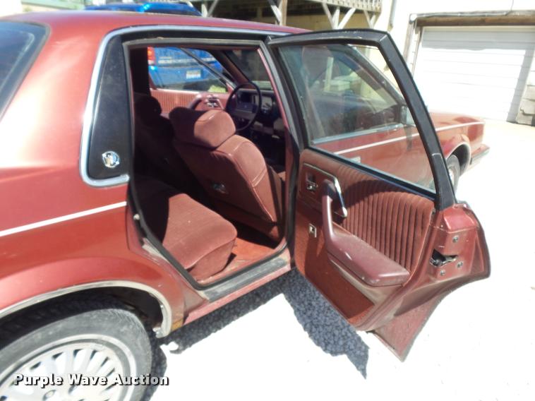 image for item K7646 1991 Buick Century