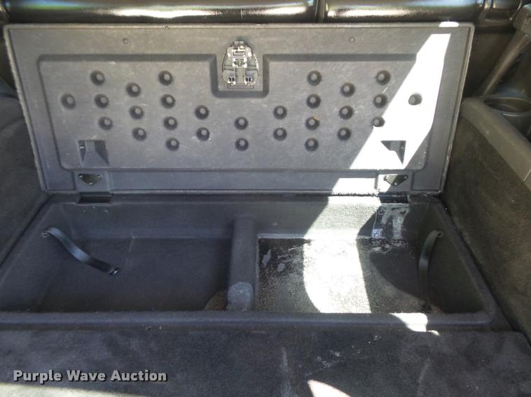 image for item K7647 2004 Cadillac SRX SUV