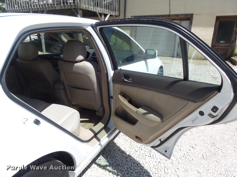 image for item K7648 2003 Honda Accord