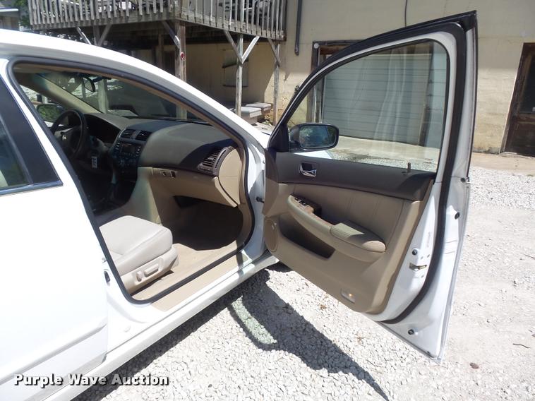 image for item K7648 2003 Honda Accord