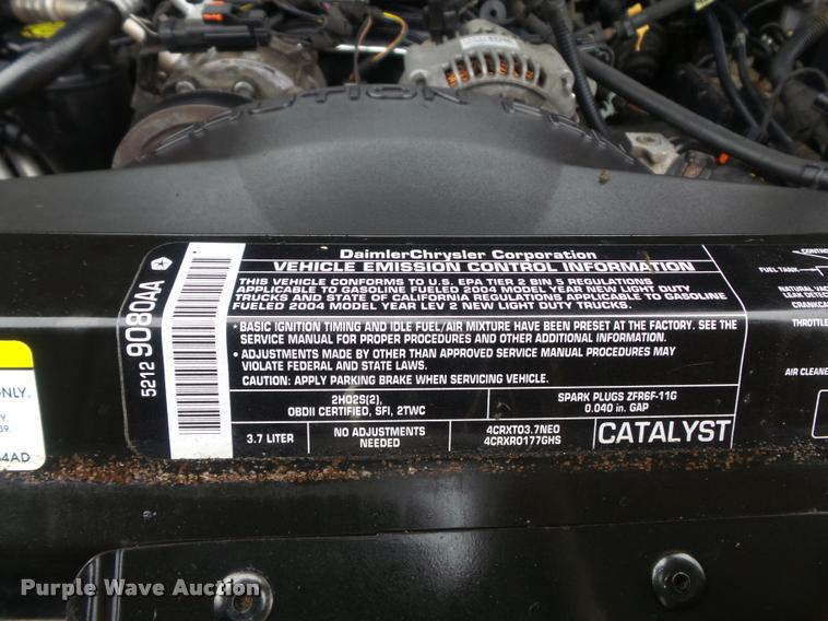 image for item K7690 2004 Jeep Liberty Limited SUV