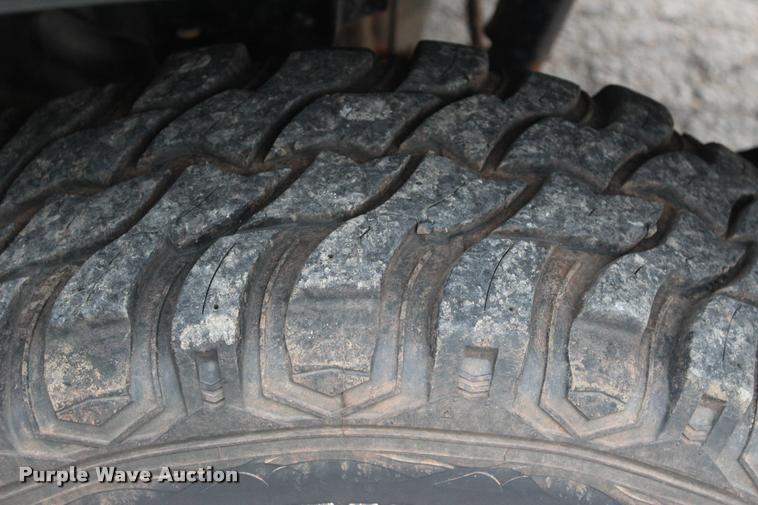 image for item L1984 2006 Toyota Tundra SR5 pickup truck