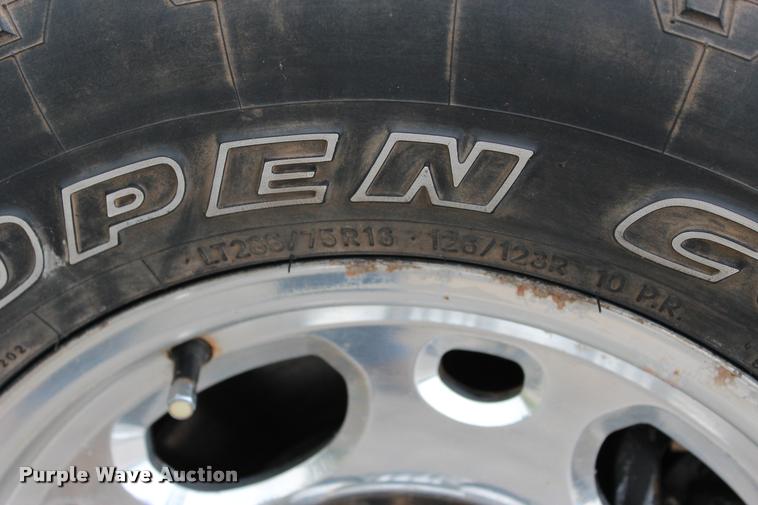 image for item L1985 2008 Chevrolet Silverado 2500 Ext. Cab pickup truck