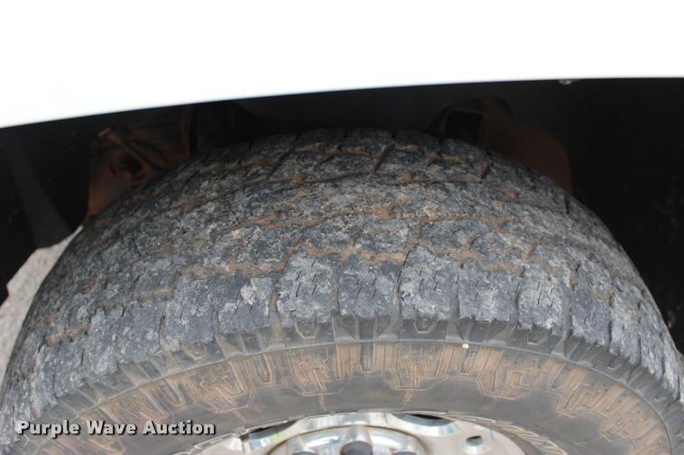 image for item L1985 2008 Chevrolet Silverado 2500 Ext. Cab pickup truck