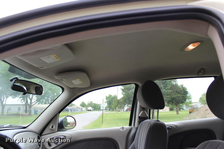 image for item L1986 2004 Chrysler PT Cruiser