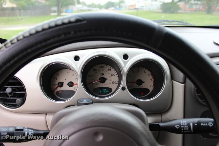 image for item L1986 2004 Chrysler PT Cruiser