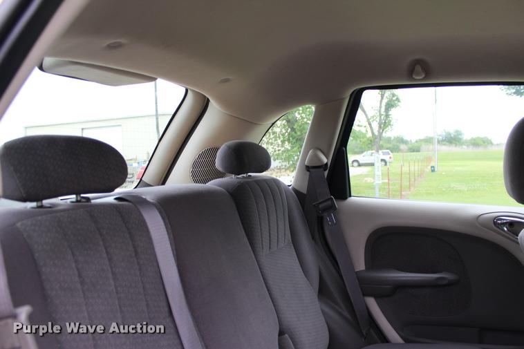 image for item L1986 2004 Chrysler PT Cruiser