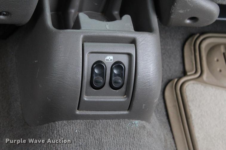 image for item L1986 2004 Chrysler PT Cruiser