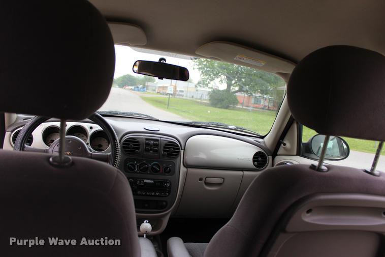 image for item L1986 2004 Chrysler PT Cruiser