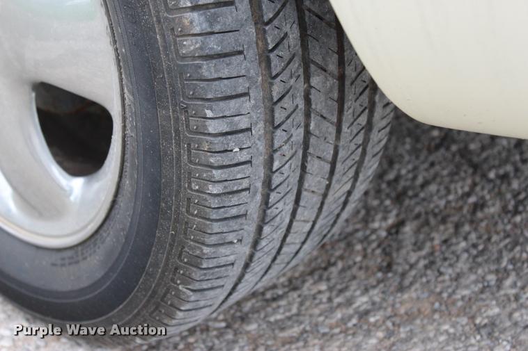 image for item L1986 2004 Chrysler PT Cruiser