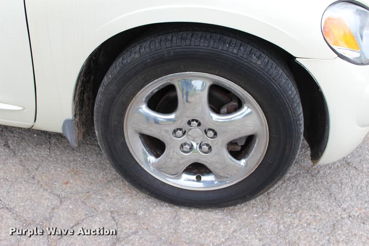 image for item L1986 2004 Chrysler PT Cruiser