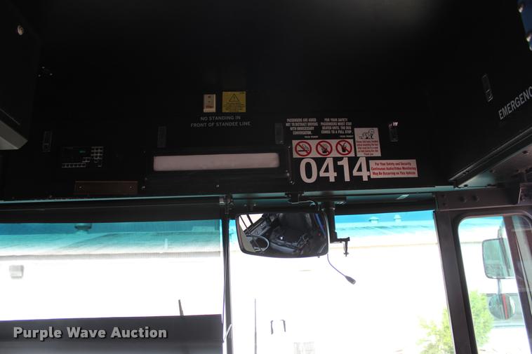 image for item L1995 2005 Neoplan Eldorado Ez Rider II-30transit bus