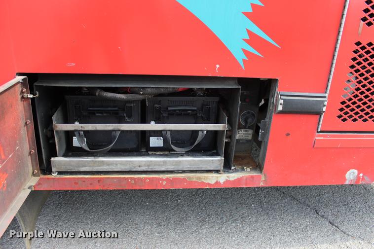 image for item L1995 2005 Neoplan Eldorado Ez Rider II-30transit bus