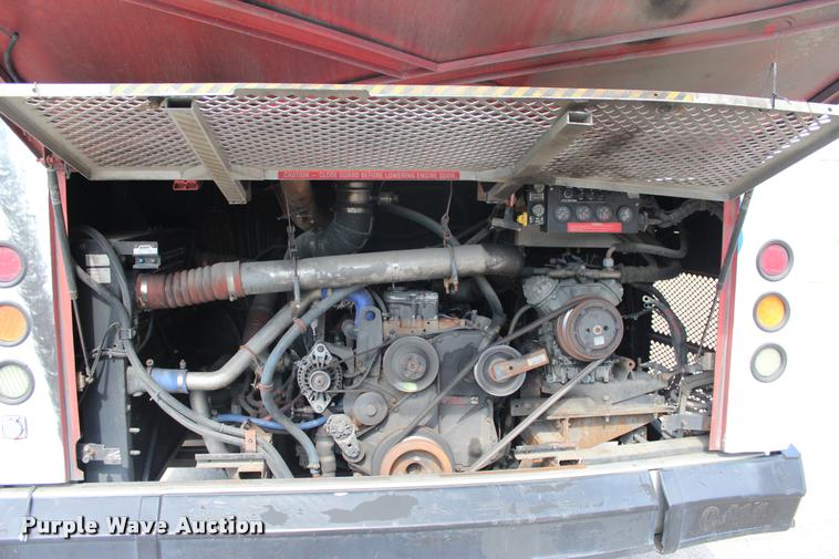 image for item L1995 2005 Neoplan Eldorado Ez Rider II-30transit bus