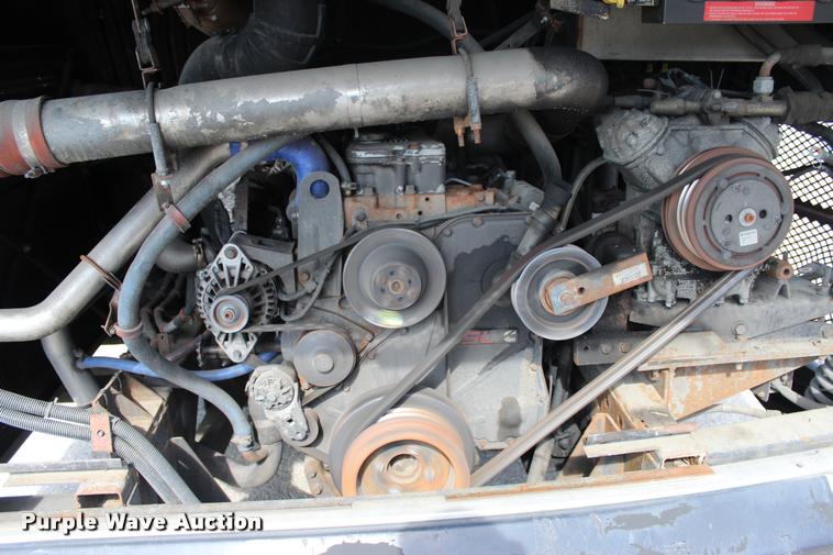 image for item L1995 2005 Neoplan Eldorado Ez Rider II-30transit bus