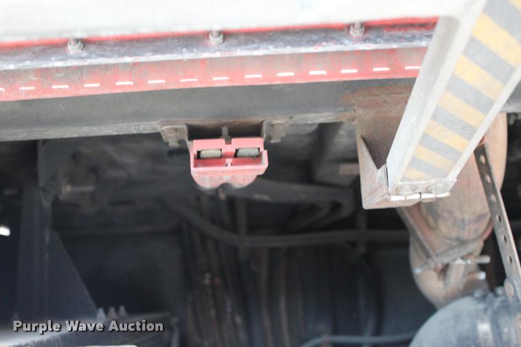 image for item L1995 2005 Neoplan Eldorado Ez Rider II-30transit bus