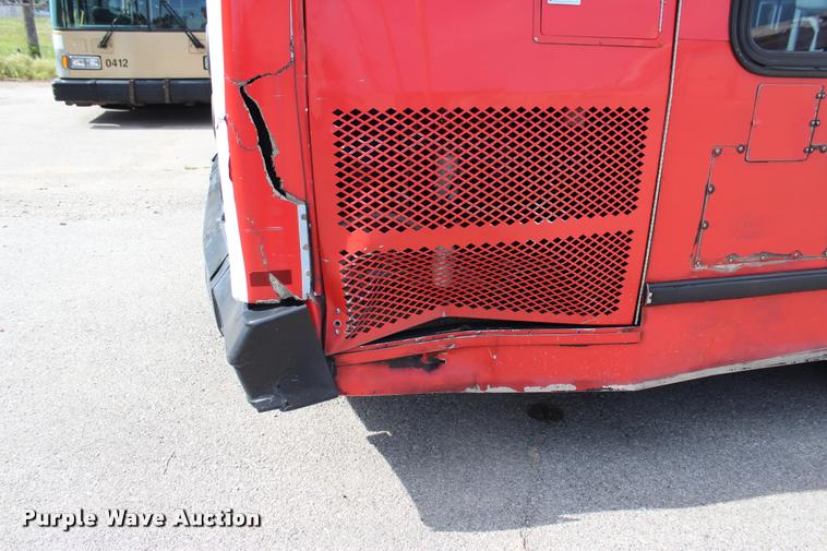 image for item L1995 2005 Neoplan Eldorado Ez Rider II-30transit bus