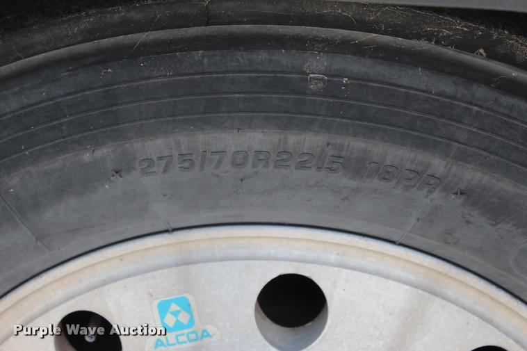 image for item L1995 2005 Neoplan Eldorado Ez Rider II-30transit bus