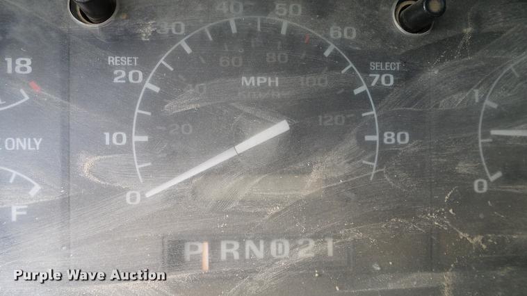 image for item L3134 1995 Ford F350 SuperCab flatbed pickup truck