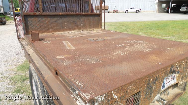 image for item L3134 1995 Ford F350 SuperCab flatbed pickup truck