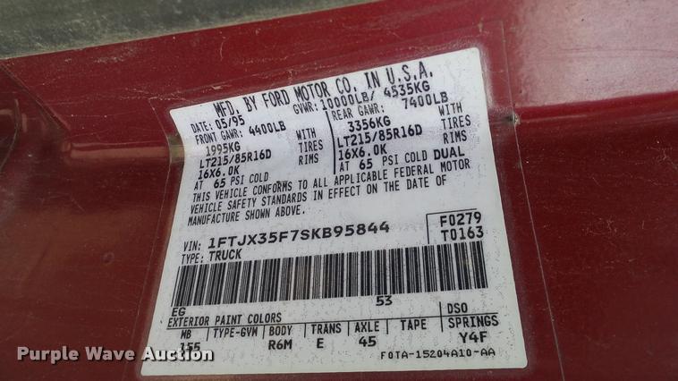 image for item L3134 1995 Ford F350 SuperCab flatbed pickup truck