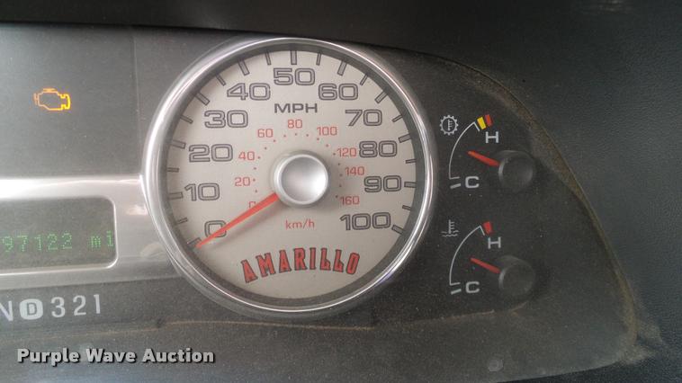 image for item L3137 2006 Ford F350 Super Duty Crew Cab pickup truck