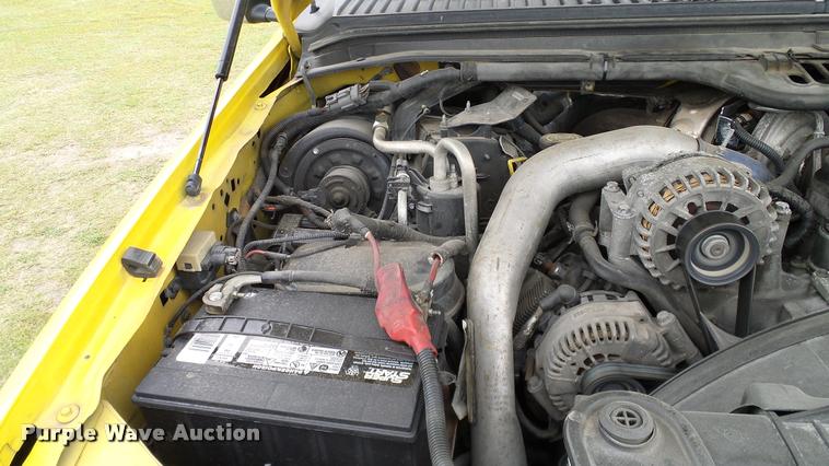 image for item L3137 2006 Ford F350 Super Duty Crew Cab pickup truck