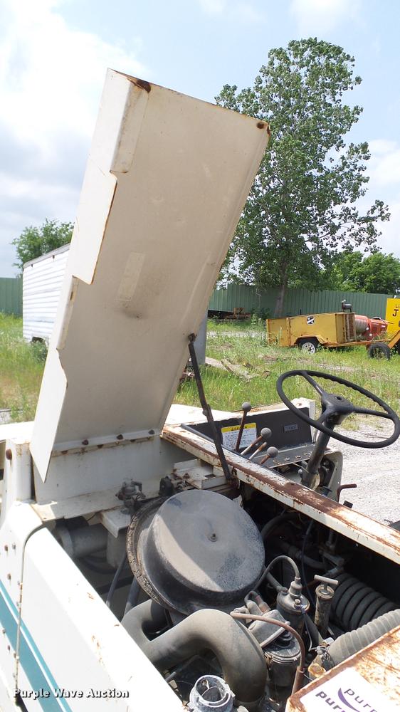 image for item L3144 Tennant Power Sweeper 250 sweeper