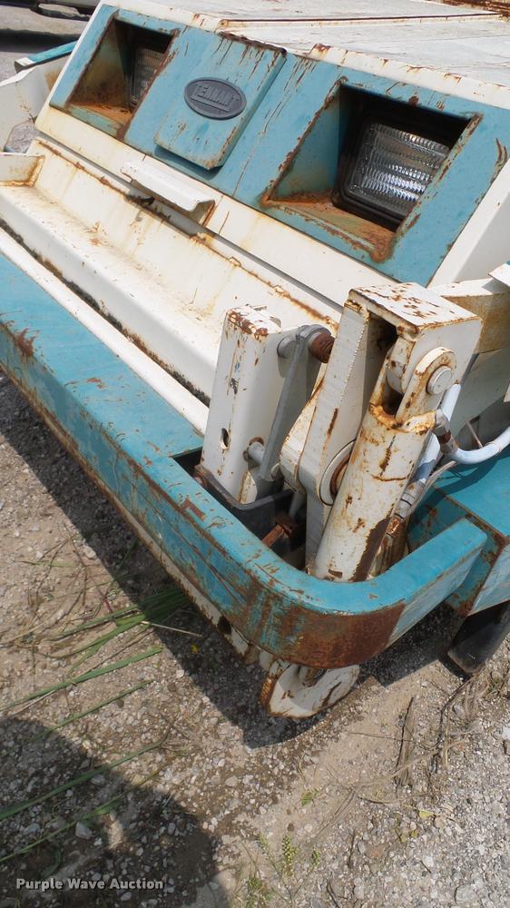 image for item L3144 Tennant Power Sweeper 250 sweeper