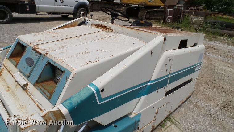 image for item L3144 Tennant Power Sweeper 250 sweeper