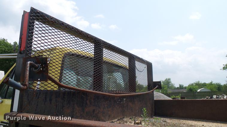 image for item L3146 1998 Ford F700 dump flatbed truck