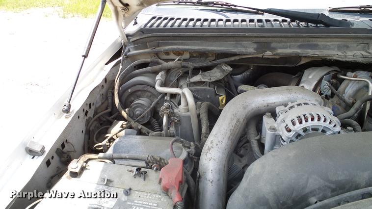 image for item L3147 2007 Ford F450 Super Duty Crew Cab flatbed truck