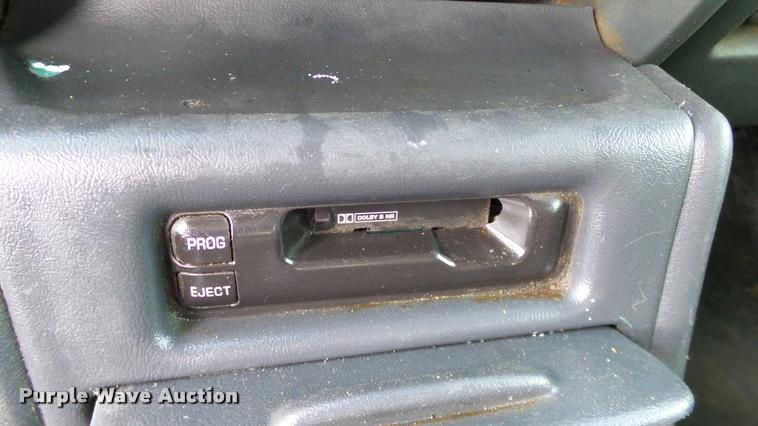 image for item L3149 2002 Chevrolet Silverado 1500 Ext. Cab pickup truck