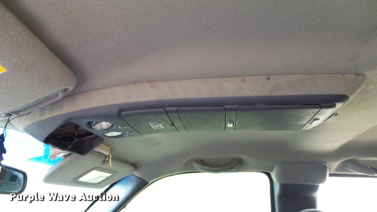 image for item L3149 2002 Chevrolet Silverado 1500 Ext. Cab pickup truck