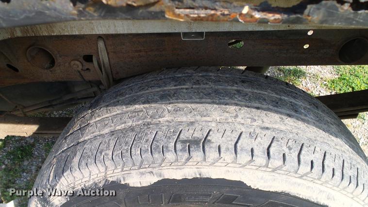 image for item L3149 2002 Chevrolet Silverado 1500 Ext. Cab pickup truck