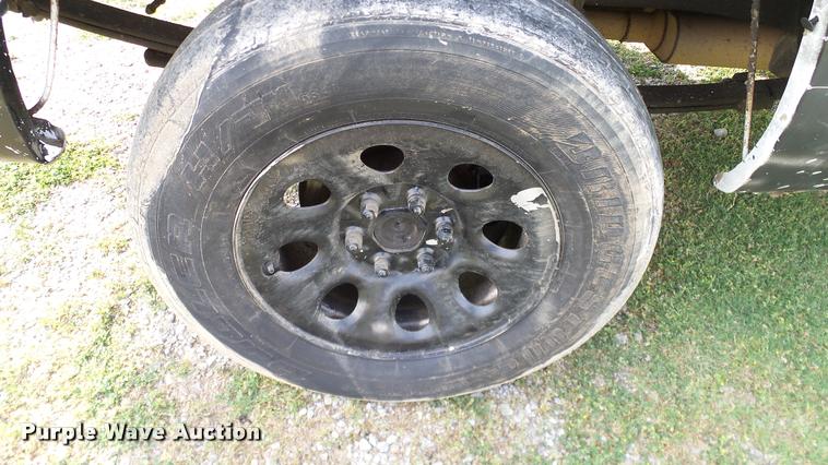 image for item L3149 2002 Chevrolet Silverado 1500 Ext. Cab pickup truck