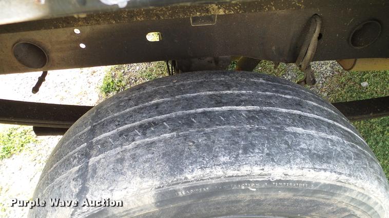 image for item L3149 2002 Chevrolet Silverado 1500 Ext. Cab pickup truck