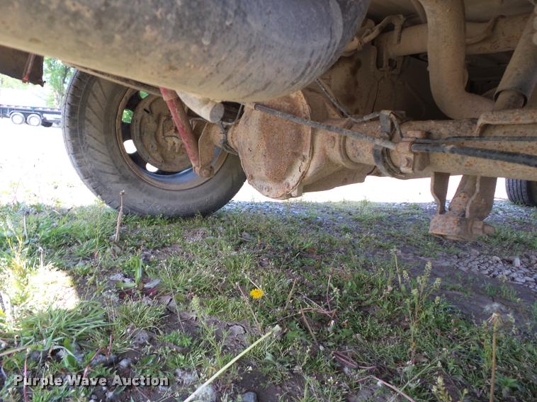 image for item L5550 2005 Chevrolet Silverado 1500 Ext.Cab pickup truck