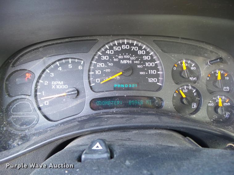 image for item L5550 2005 Chevrolet Silverado 1500 Ext.Cab pickup truck