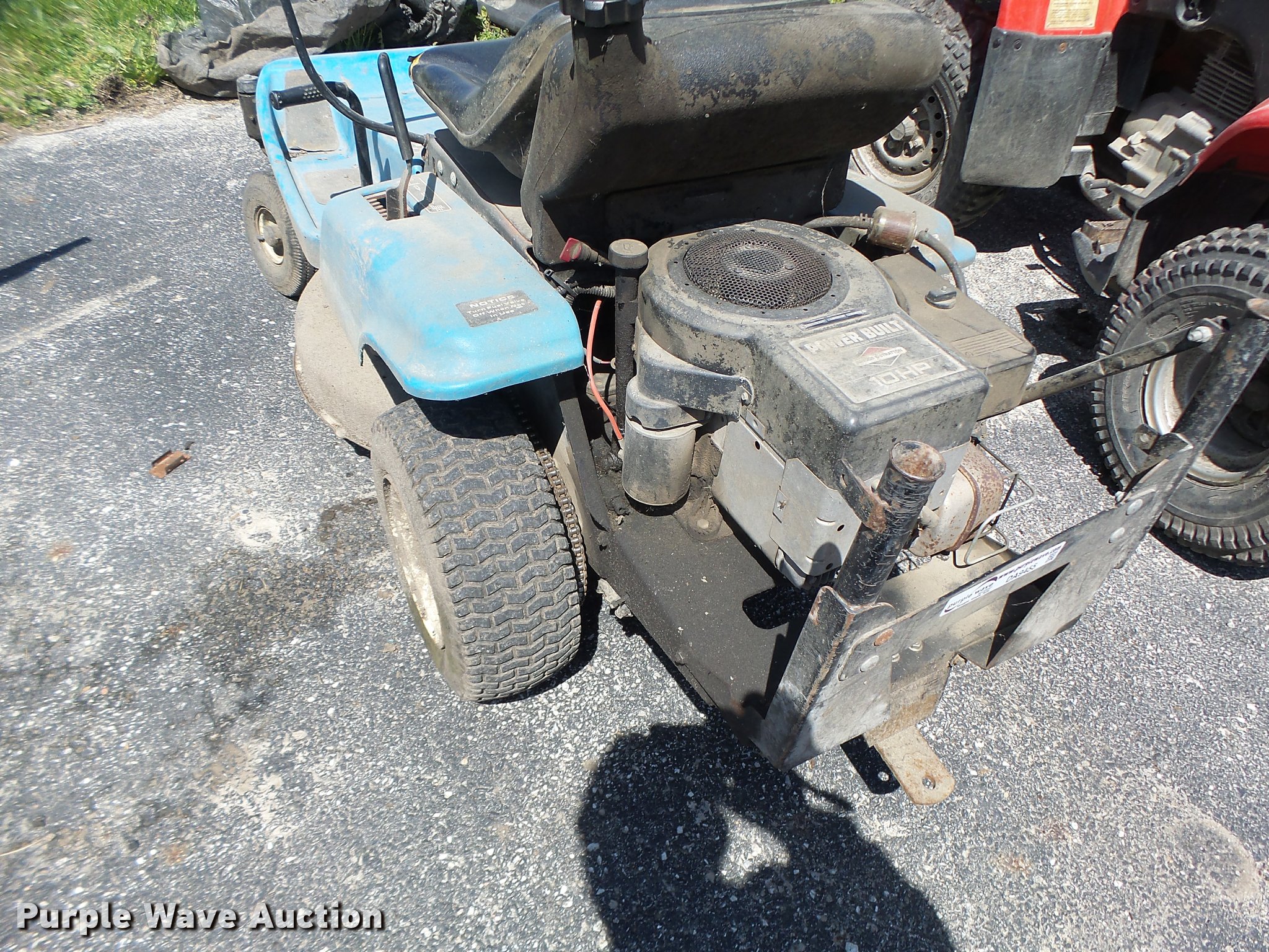 Dixon 3303 ZTR lawn mower in Marshall, MO Item DA9455 sold Purple Wave