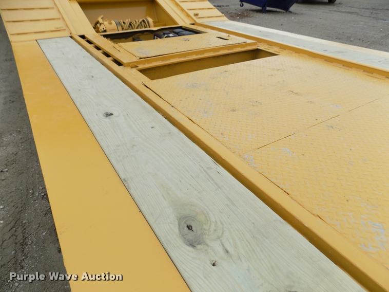 image for item DA0686 2000 Load King 403/4DFPR drop deck equipment trailer