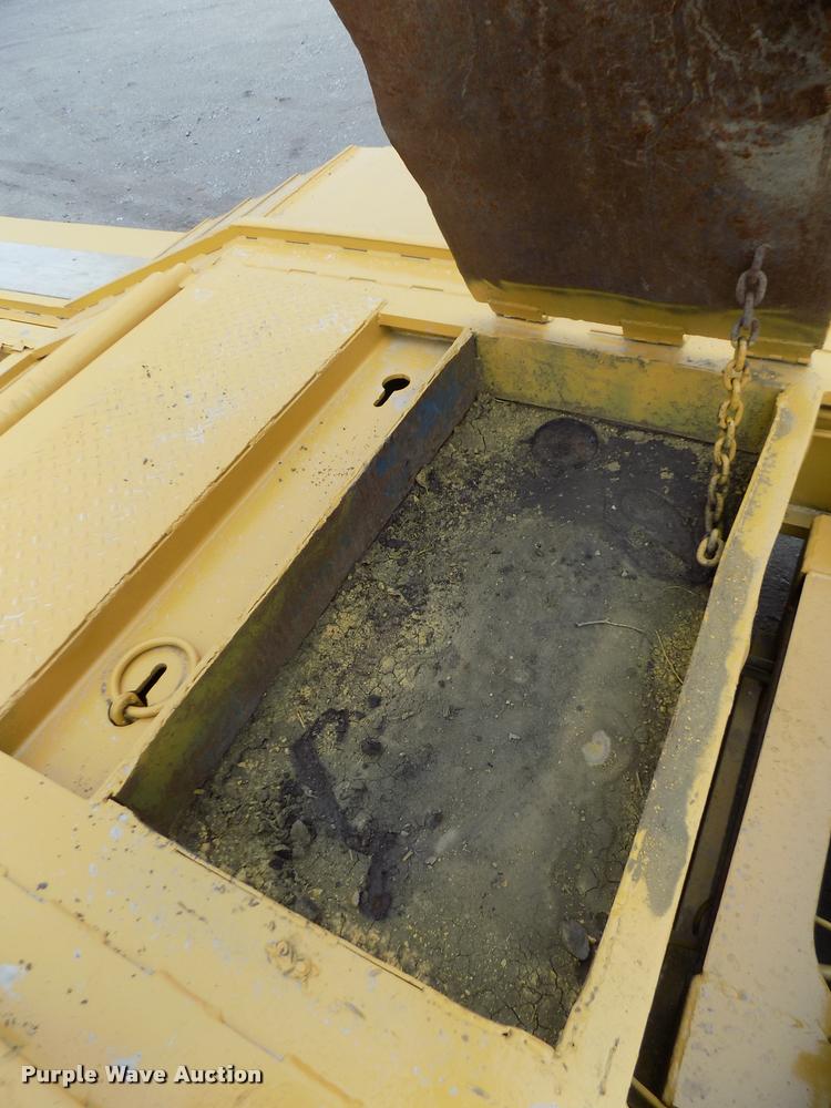 image for item DA0686 2000 Load King 403/4DFPR drop deck equipment trailer