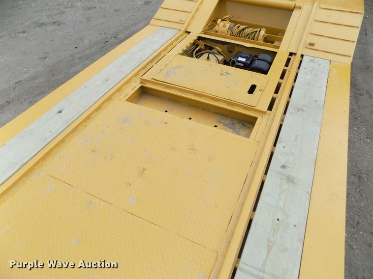 image for item DA0686 2000 Load King 403/4DFPR drop deck equipment trailer